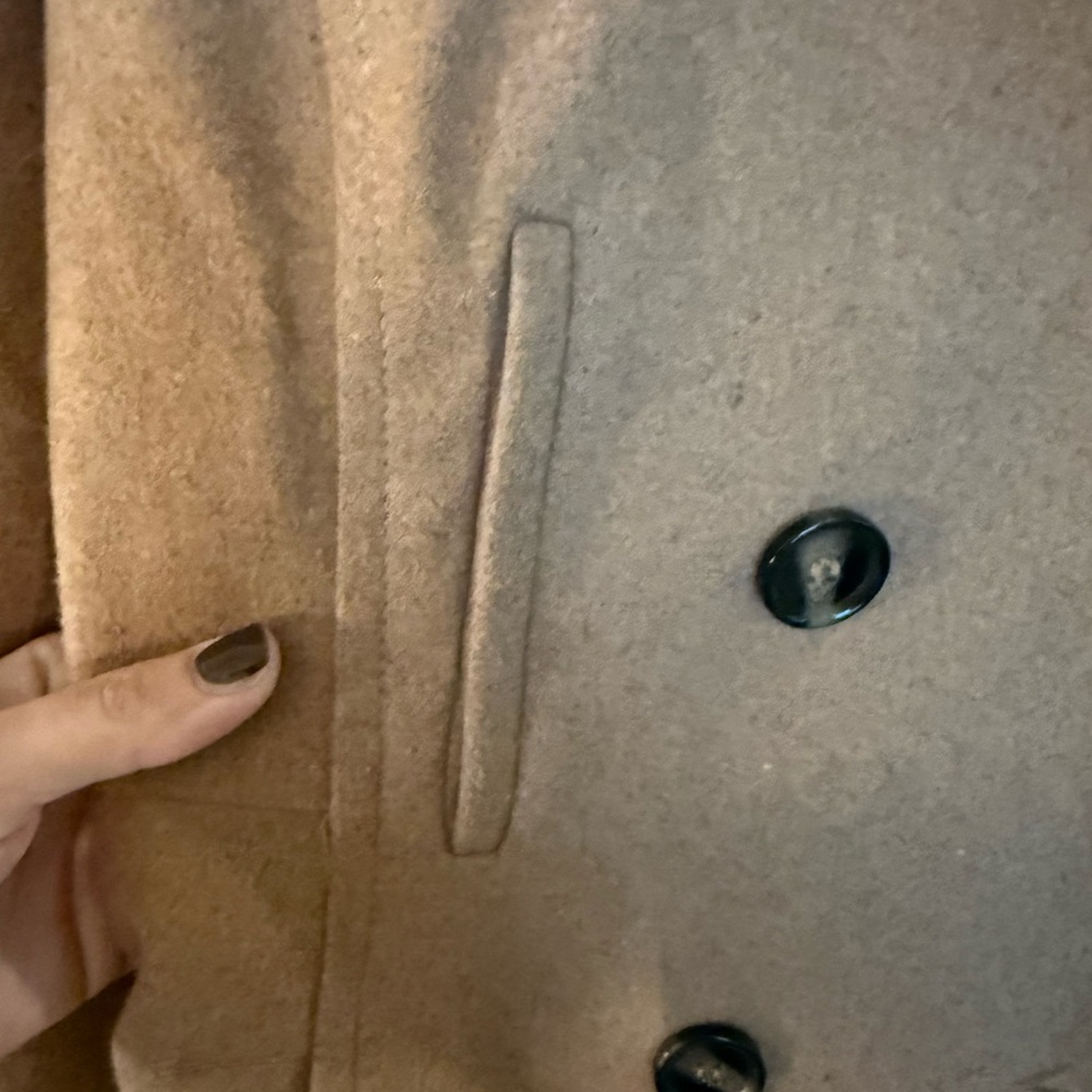 Beautiful Tan Wool Jacket - Picture 4 of 10